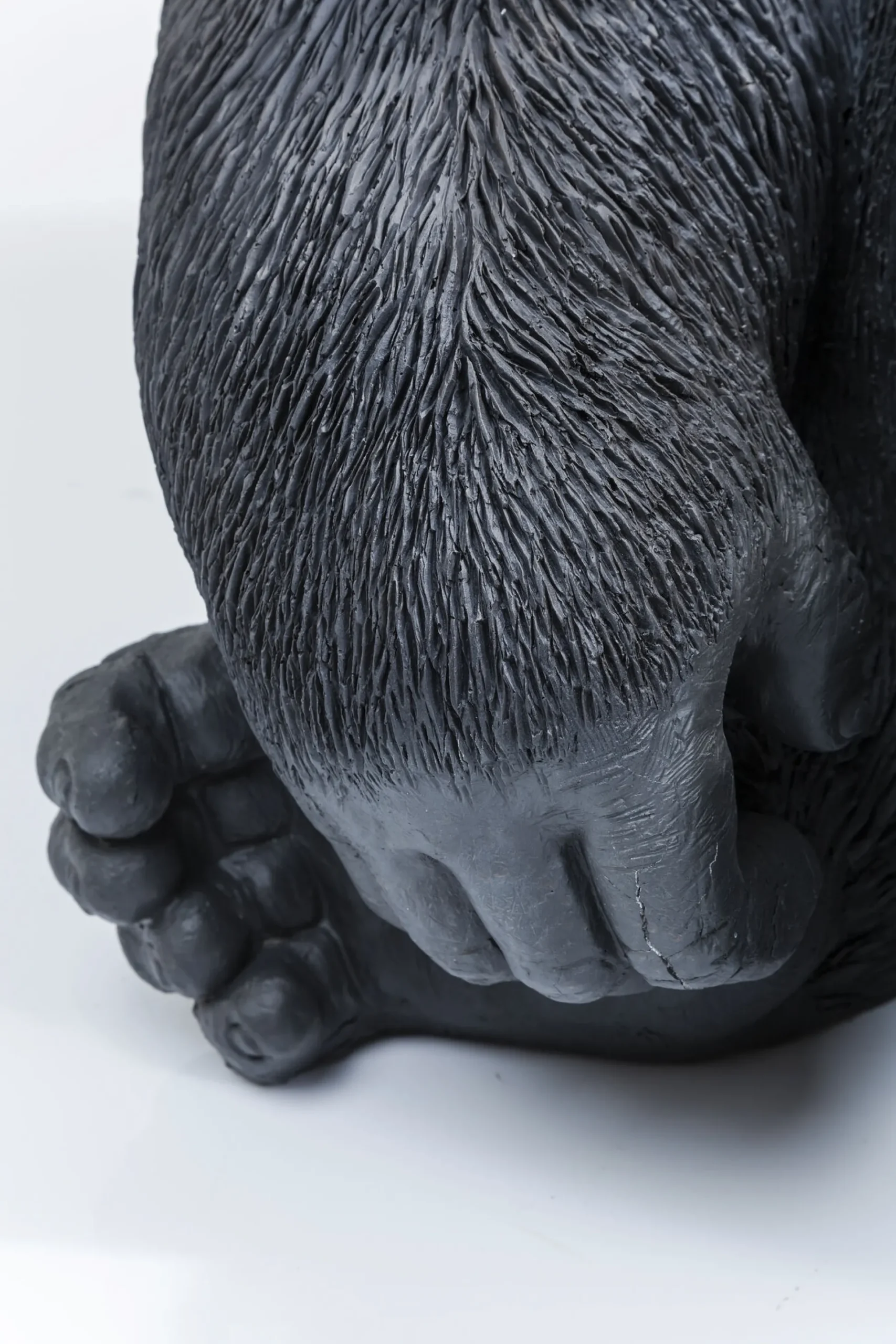 Dekoracja stojąca Gorilla 60x76 cm ciemnoszara
