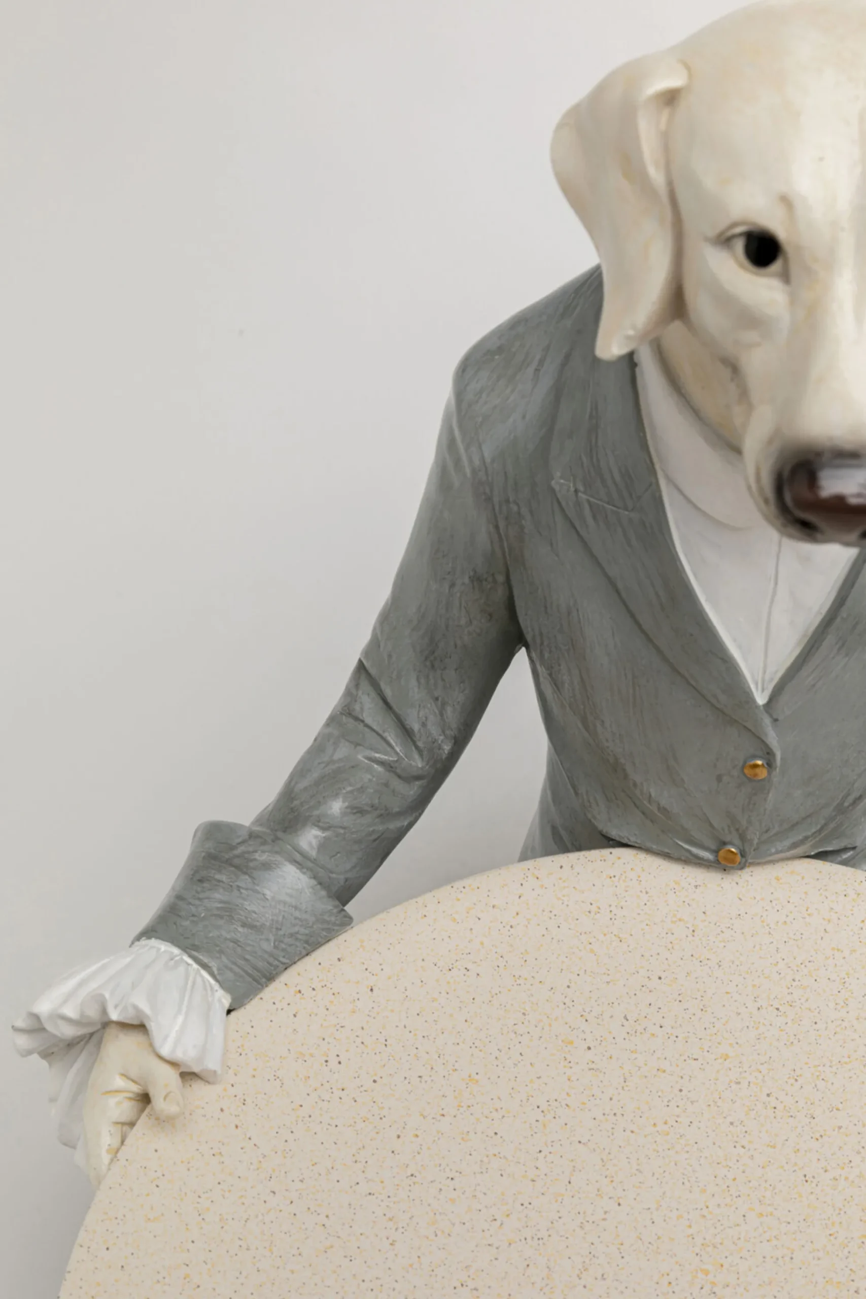 Figurka dekoracyjna Gentleman Dog Tray 29cm