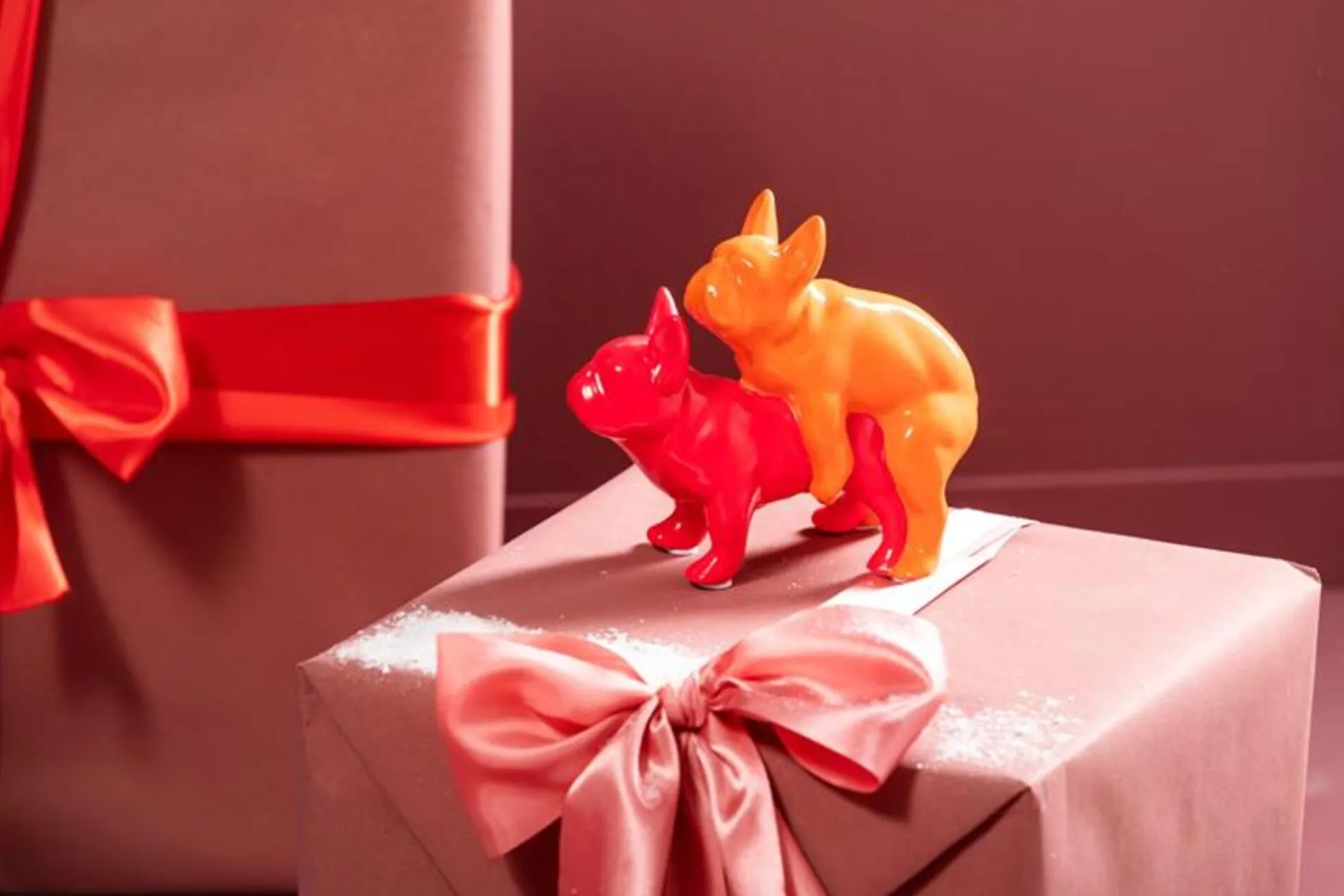 Figurka dekoracyjna Love Dogs różowa Duo Pop