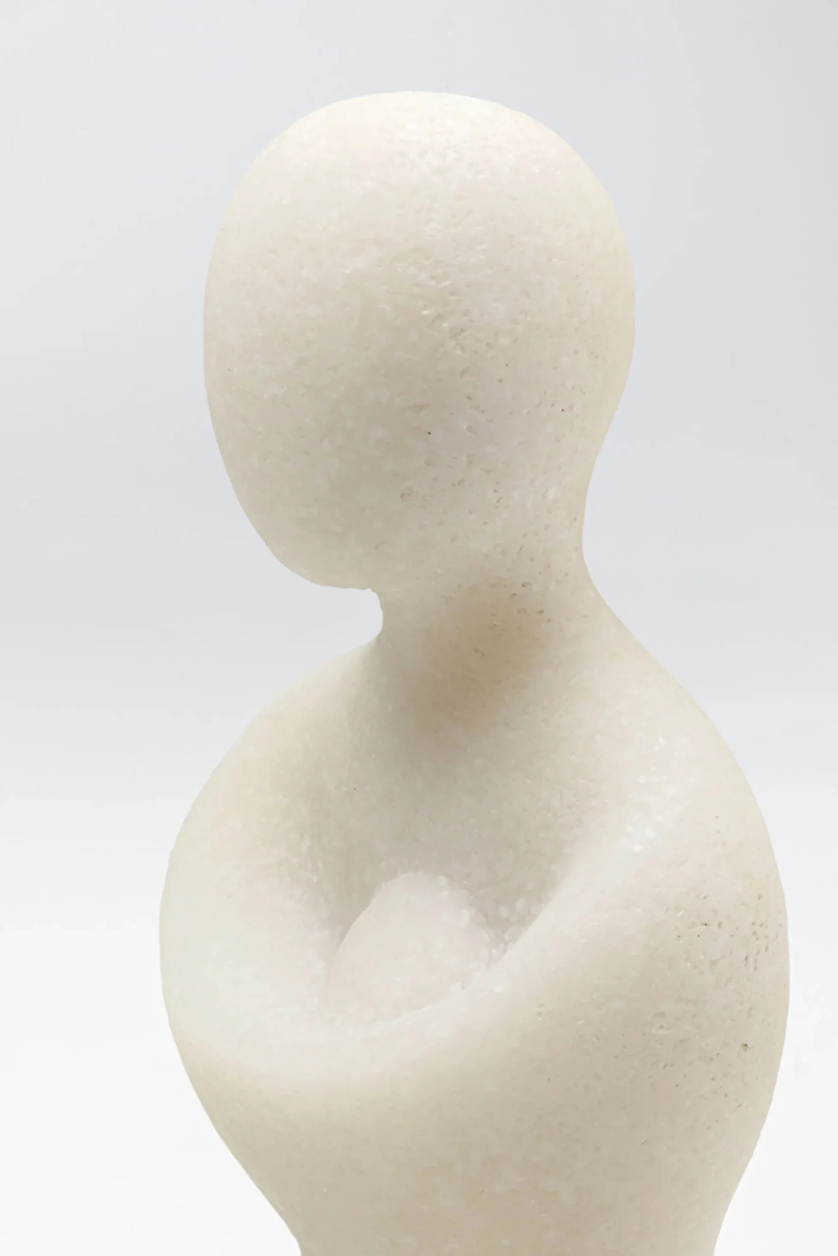 Figurka dekoracyjna motyw kobiety 15x22 cm
