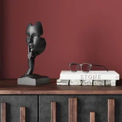 Figurka dekoracyjna Quiet Face 13x31 cm czarna