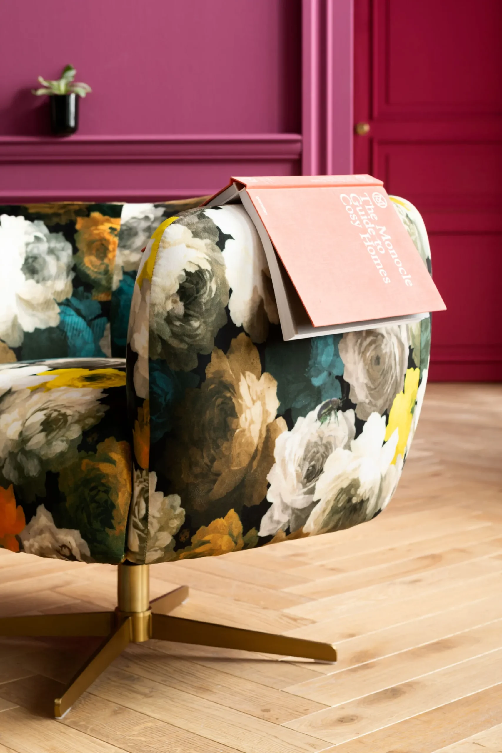 Fotel obrotowy Peony Yellow 81x70 cm