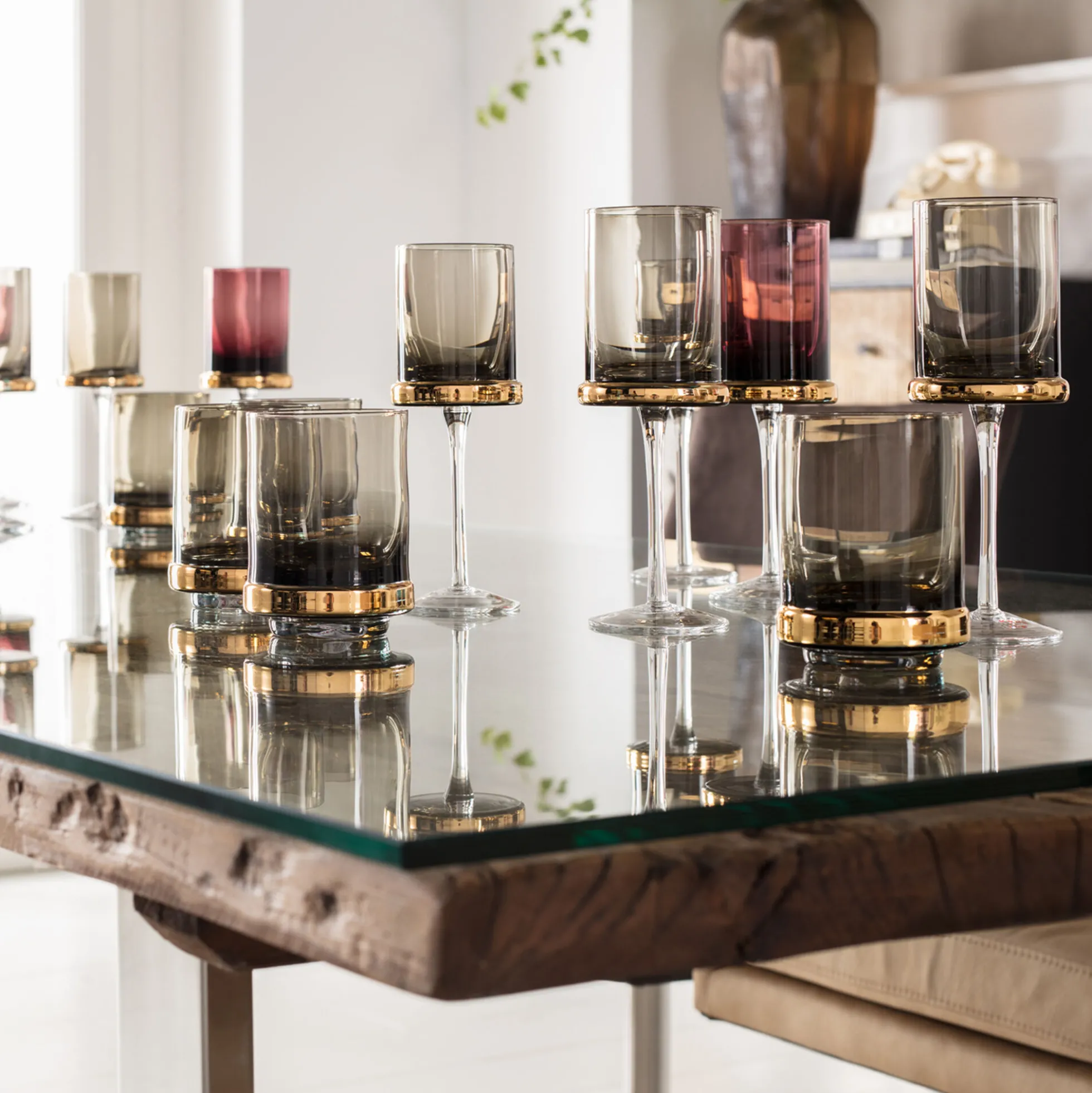 Kieliszek do czerwonego wina Innocent ∅8x23 cm przydymiony