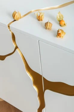 Komoda Cracked 165x80 cm biało-złota