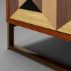 Komoda 3-drzwiowa fornir orzechowy nogi złote stalowe 160x78 cm front efekt 3D