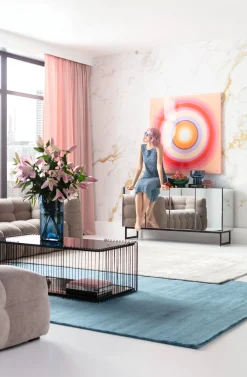 Komoda lustrzana 4-drzwiowa nogi czarne 160x80 cm
