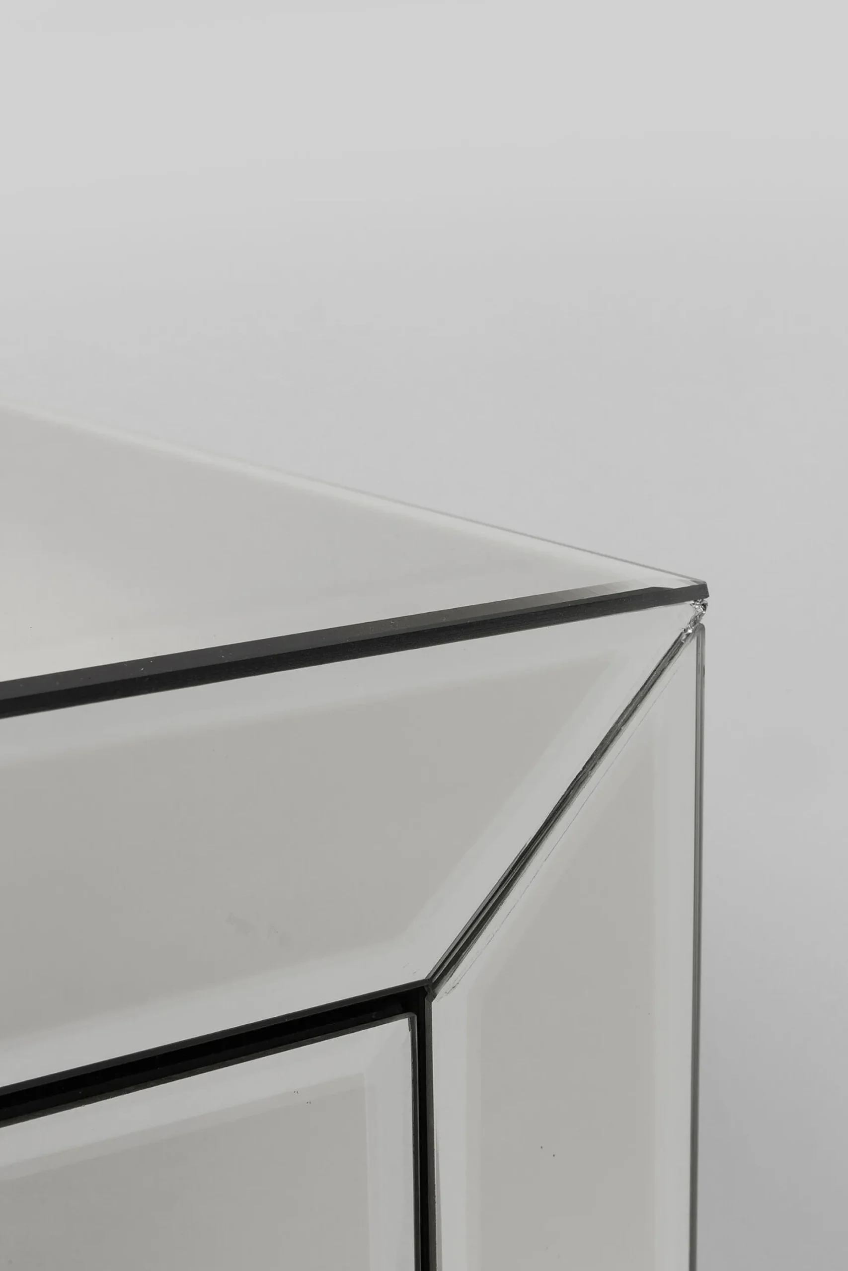 Komoda Luxury 141x77 cm lustrzana