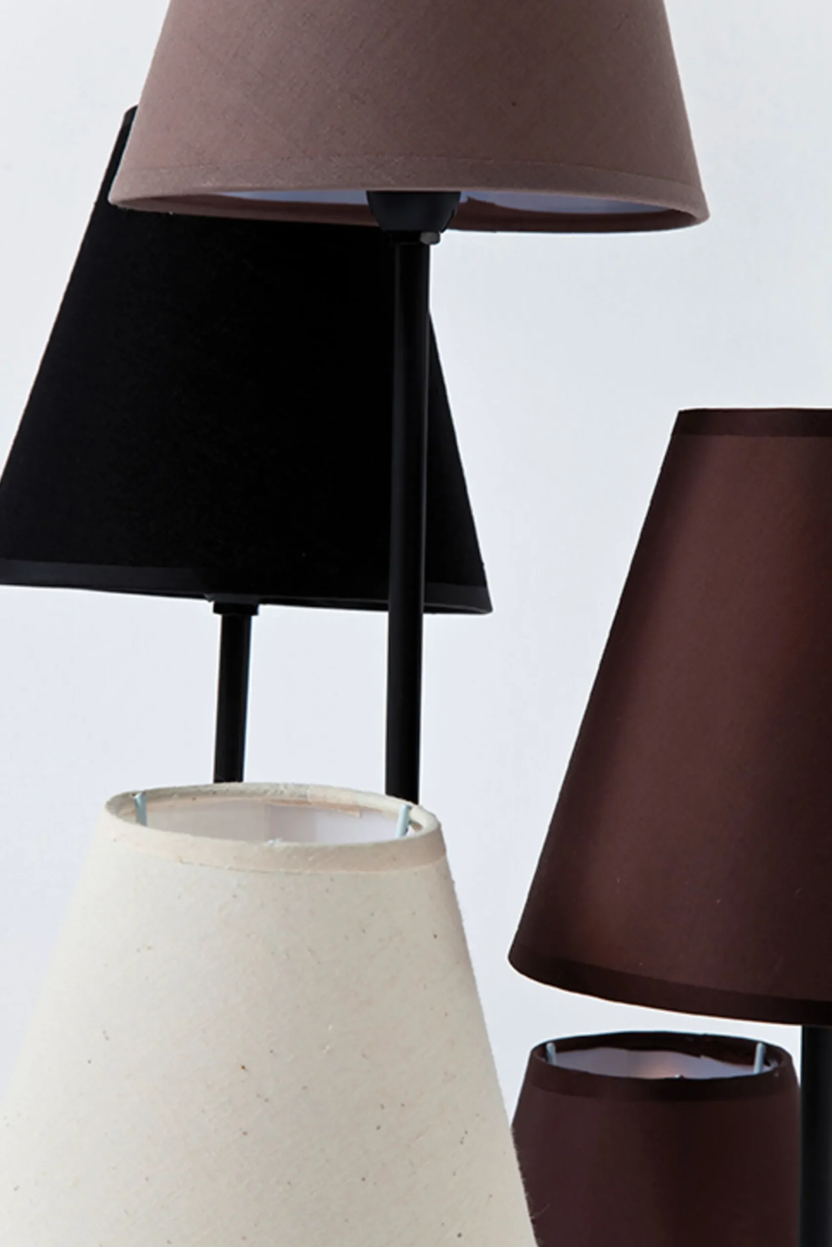 Lampa podłogowa Flexible Mocca 40x163 cm