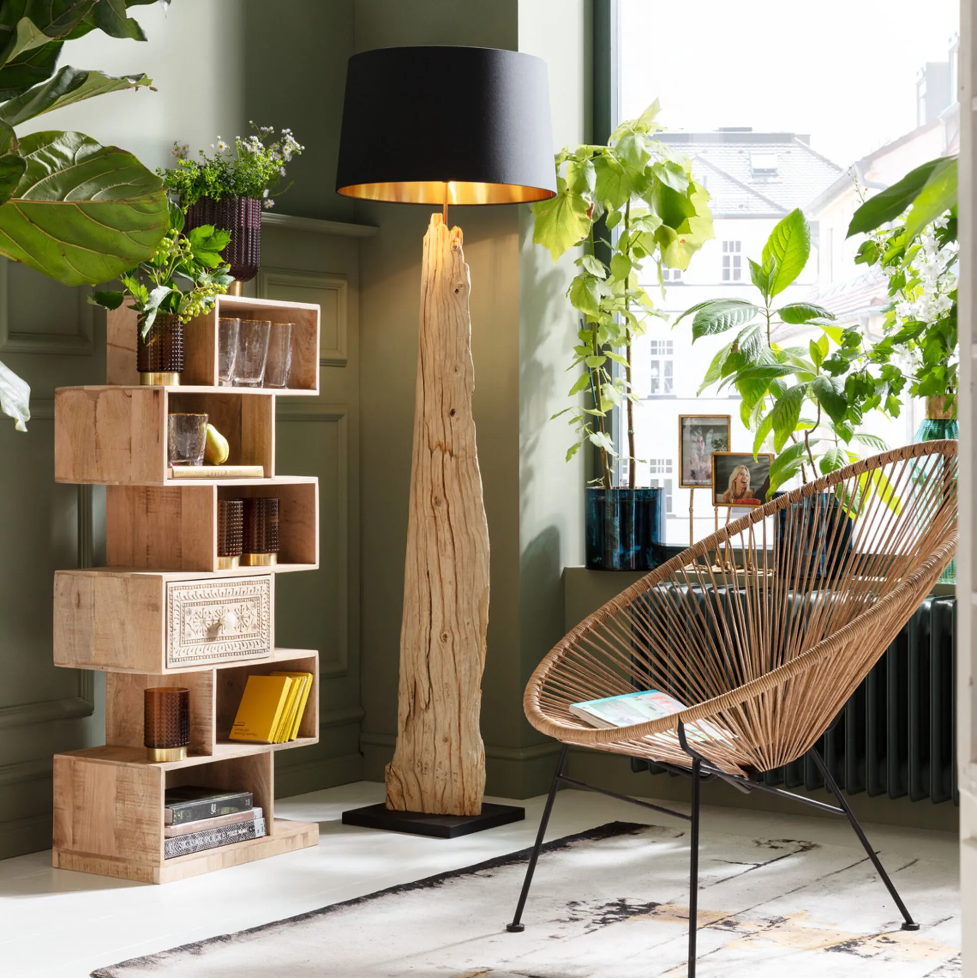 Lampa podłogowa Nature Straight 52x171 cm czarno-drewniana