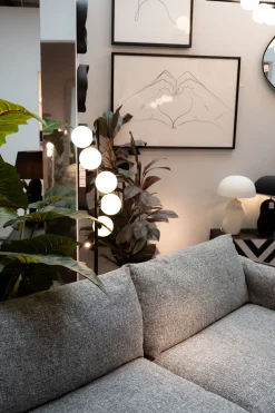 Lampa podłogowa Scala Balls Milky Black 160cm