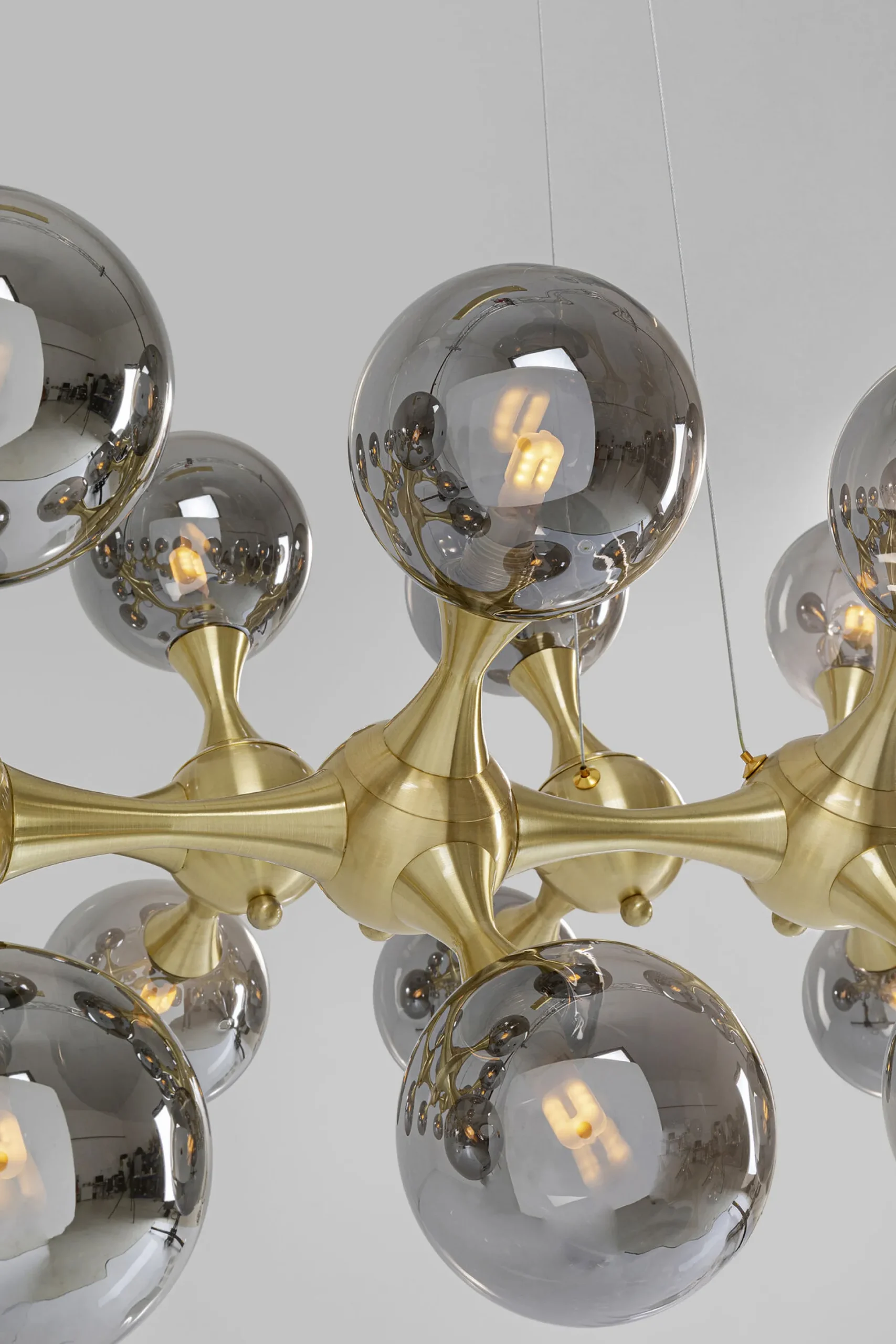 Lampa wisząca Atomic Balls 140 cm złota - klosze przydymione