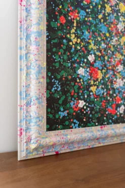 Obraz w ramie Floating Flower Market 150x100cm