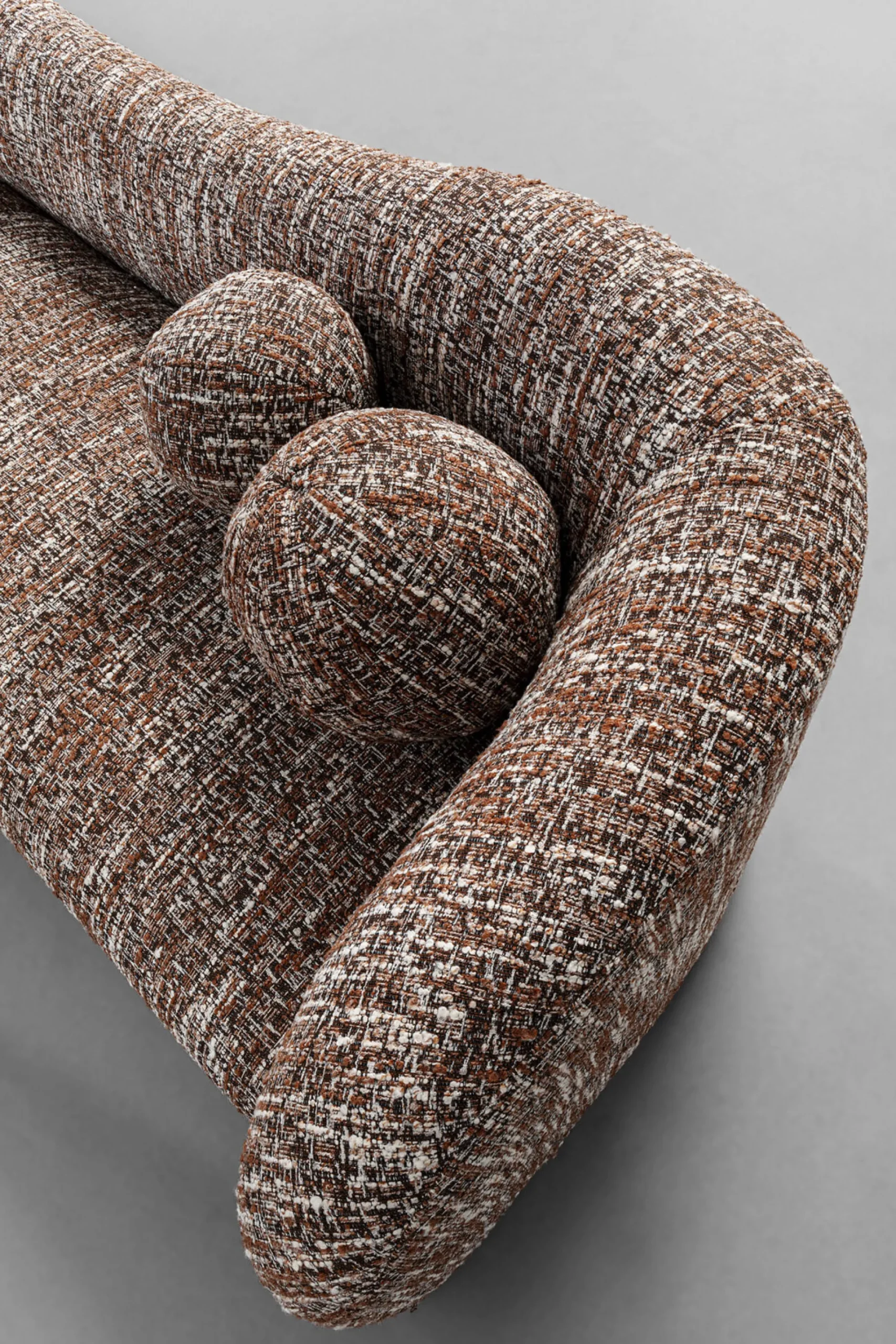 Sofa 3-osobowa brązowa tkanina melanżowa 261 cm organiczne kształy