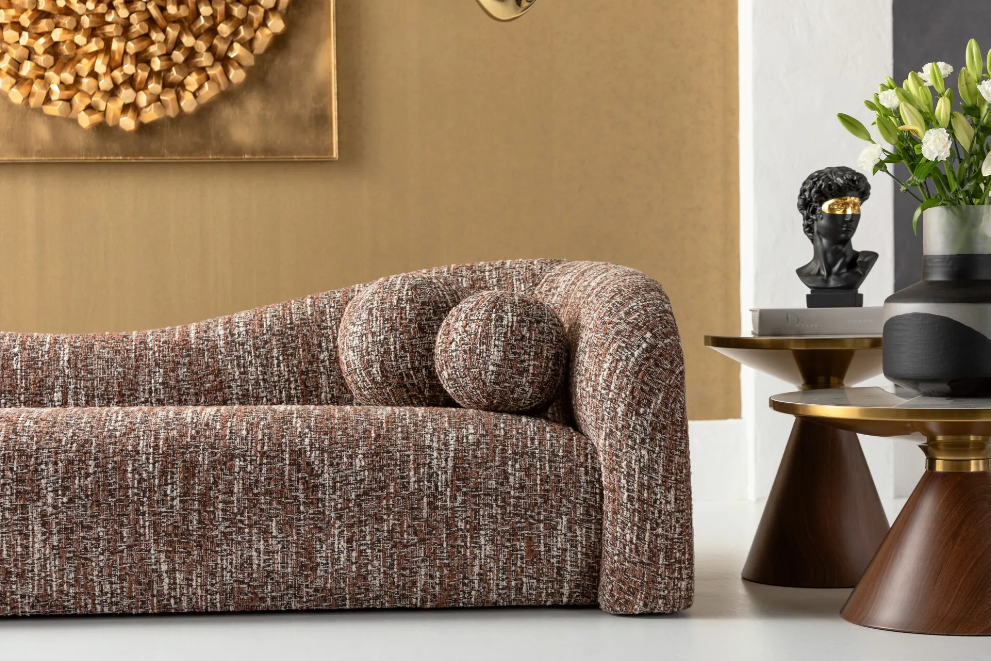 Sofa 3-osobowa brązowa tkanina melanżowa 261 cm organiczne kształy