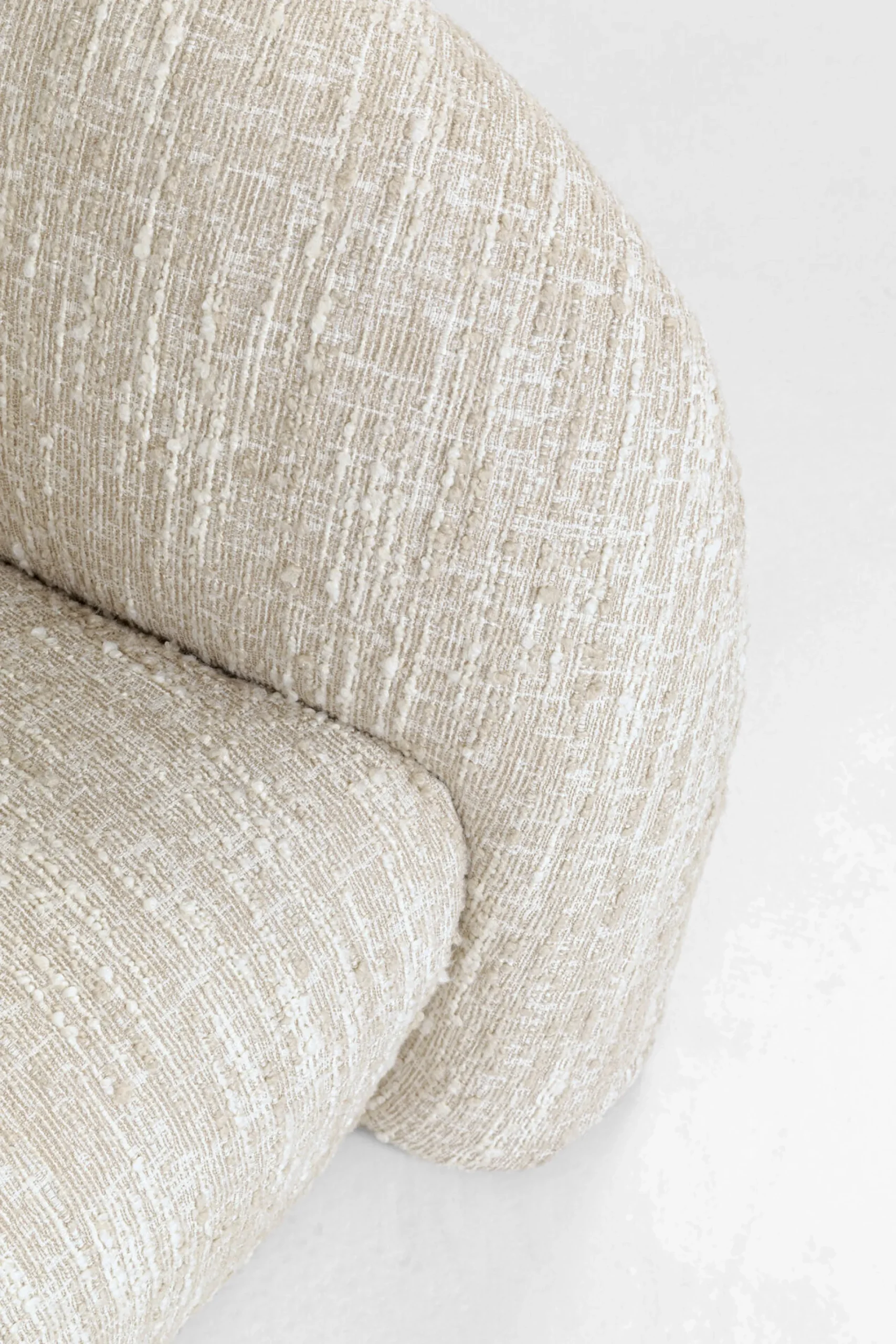 Sofa 3-osobowa kremowa zaokrąglony kształ 261 cm