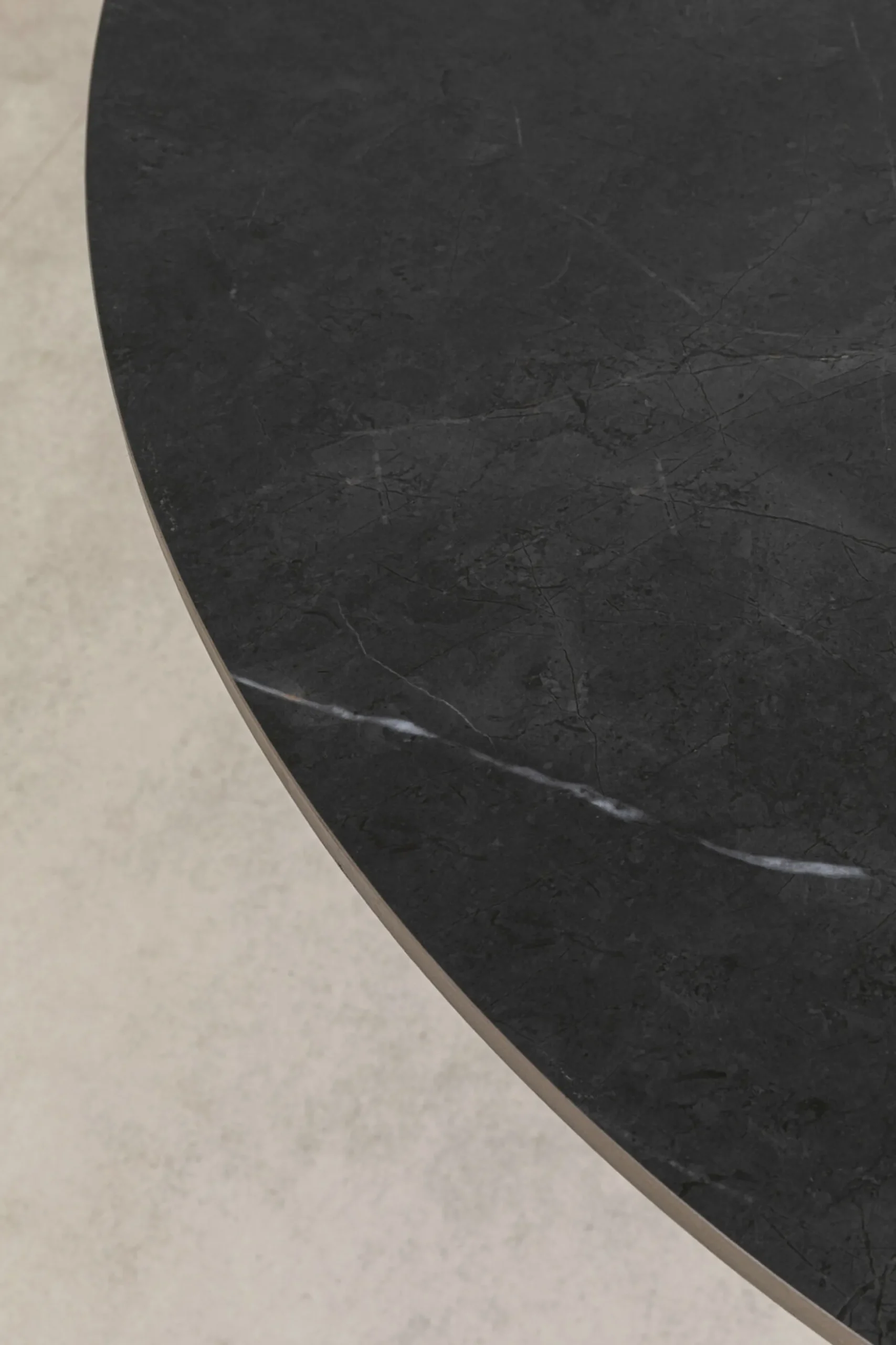 Stół Grande Possibilita Ø120 cm czarny - blat marmur