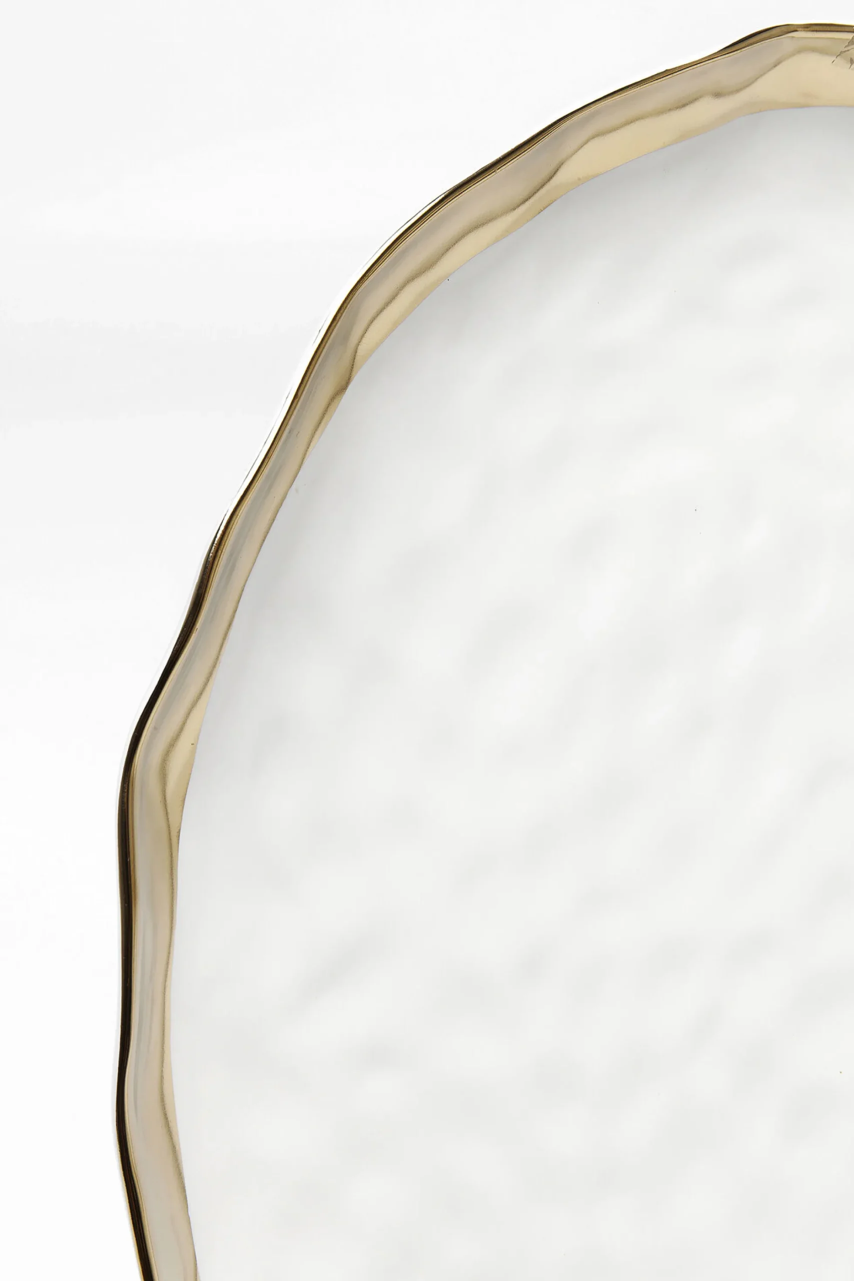 Talerz do serwowania Bell Ø38 cm biało-złoty